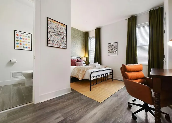 Hostwise - Pet Friendly, King Bed, 2br 2ba