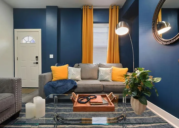 Holiday home Hostwise - Pet Friendly, King Bed, 2br 2ba Pittsburgh