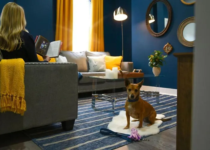 Hostwise - Pet Friendly, King Bed, 2br 2ba * Pittsburgh